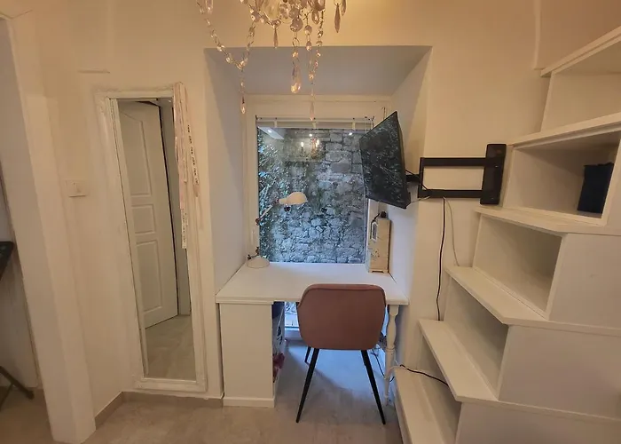 Vintage In The Centre Old Town