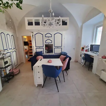 Apartment Vintage In The Centre Old Town Ljubljana
